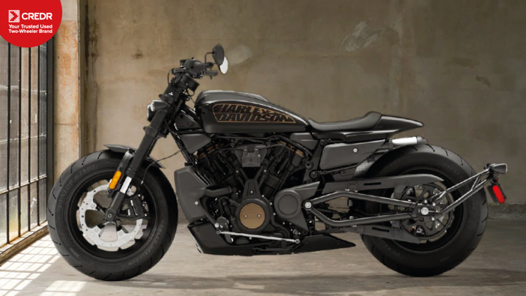 Harley Davidson Custom 1250 bike